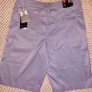 Under Armour Boys Shorts Gray Size 18